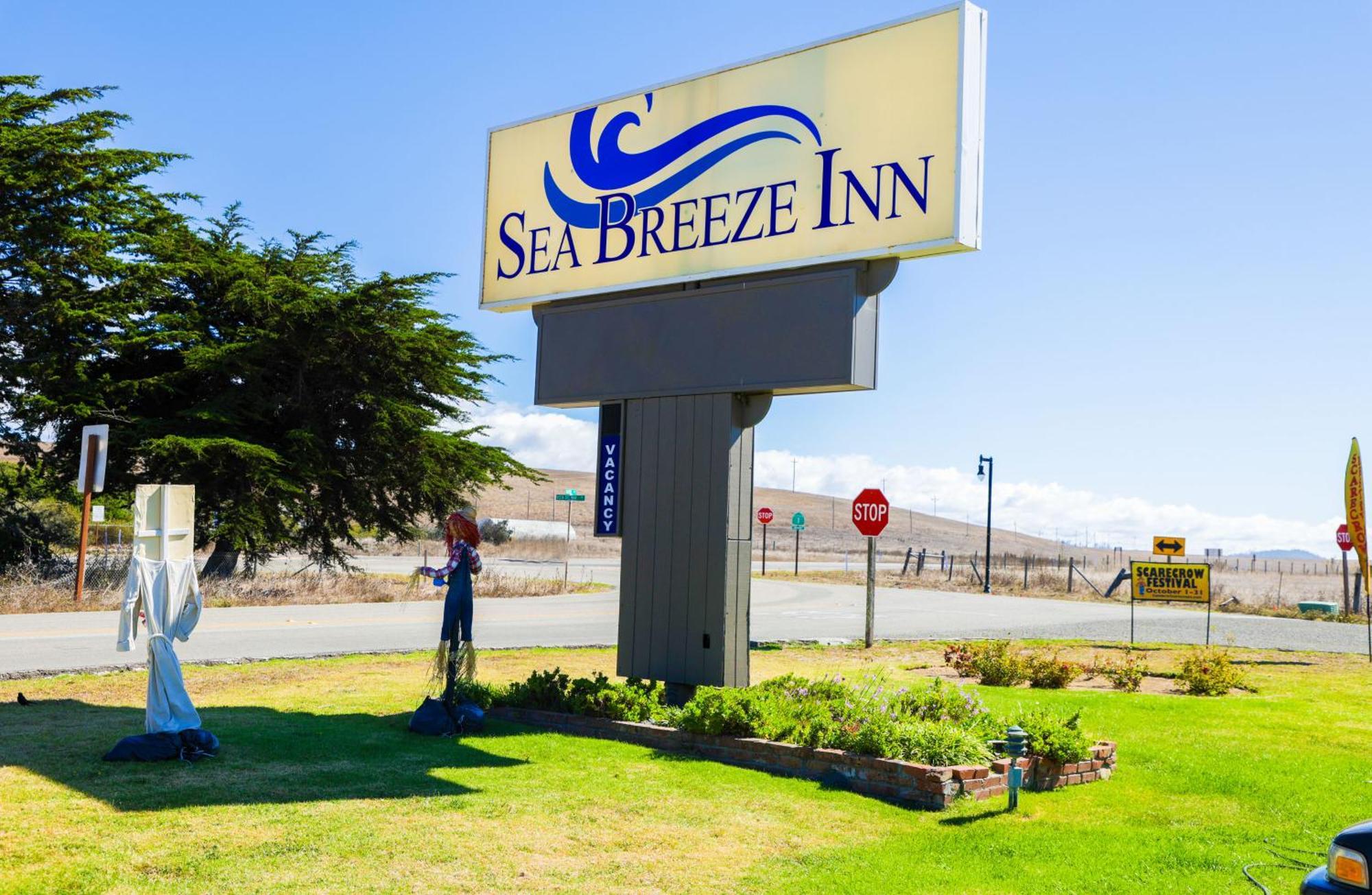 Sea Breeze Inn - San Simeon Exteriör bild